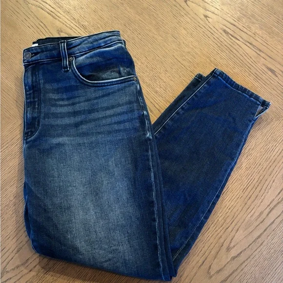 KanCan Curvy High Rise Dark Skinny Jean - Picture 3 of 12